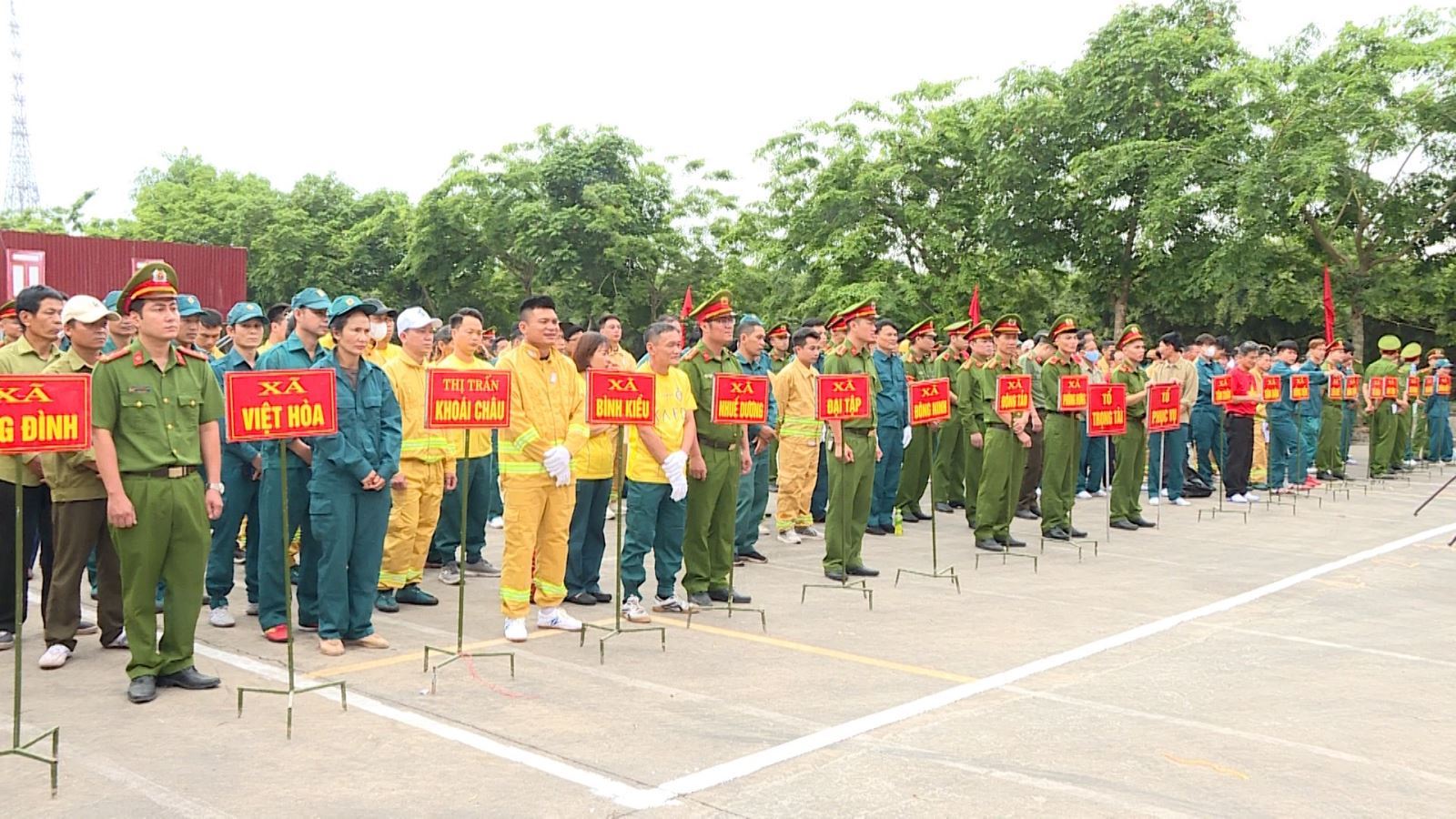 Hội thi nghiệp vụ chữa cháy và cứu nạn, cứu hộ “Tổ liên gia an toàn PCCC” huyện Khoái Châu năm 2024