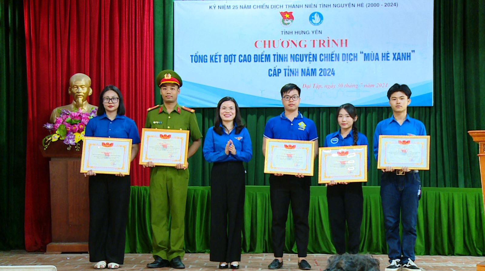 Tổng kết đợt cao điểm chiến dịch tình nguyện “Mùa hè xanh” cấp tỉnh  năm 2024 tại xã Đại Tập, huyện Khoái Châu