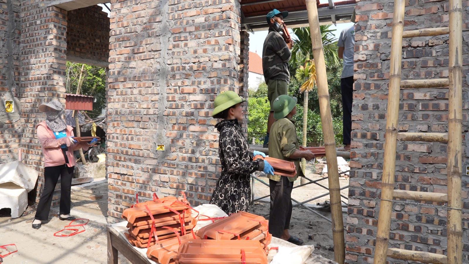 Khoái Châu chung tay xóa nhà tạm, nhà dột nát